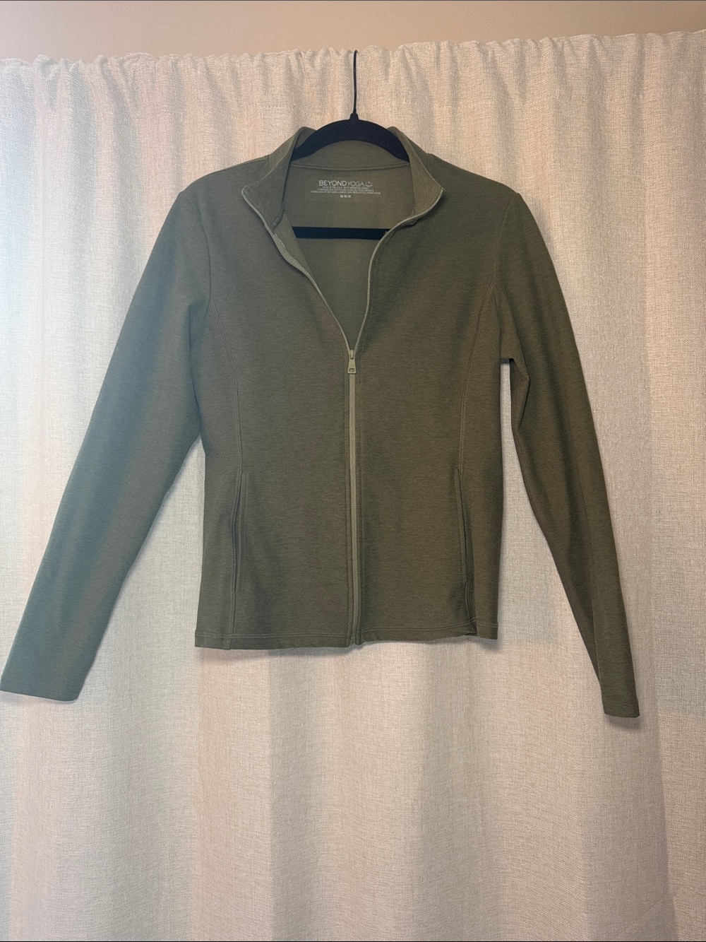 Beyond Yoga Spacedye On The Go Mock Neck Full Zip Jacket Sz Medium Olive Green